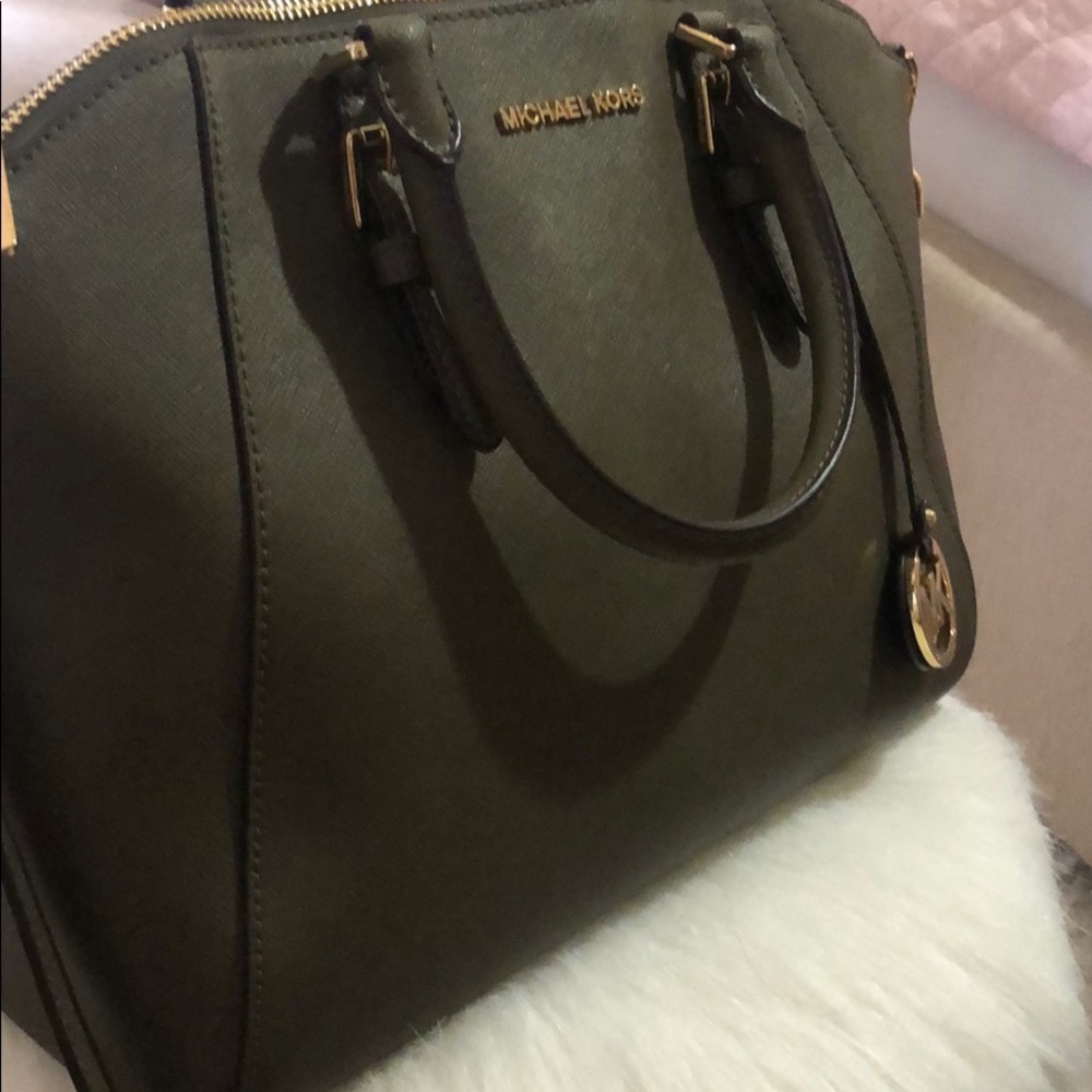 Michael Kors purse